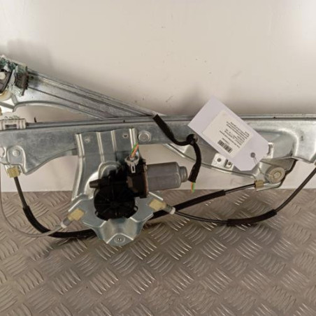 Leve vitre electrique avant gauche RENAULT CLIO 3 Photo n°1