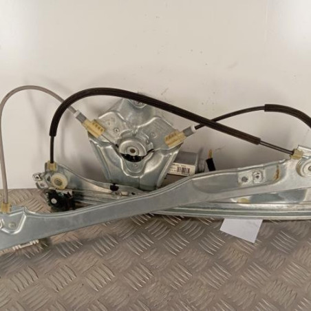 Leve vitre electrique avant gauche RENAULT CLIO 3