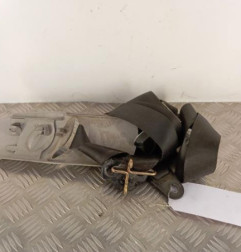 Attache ceinture avant gauche FORD FOCUS 1