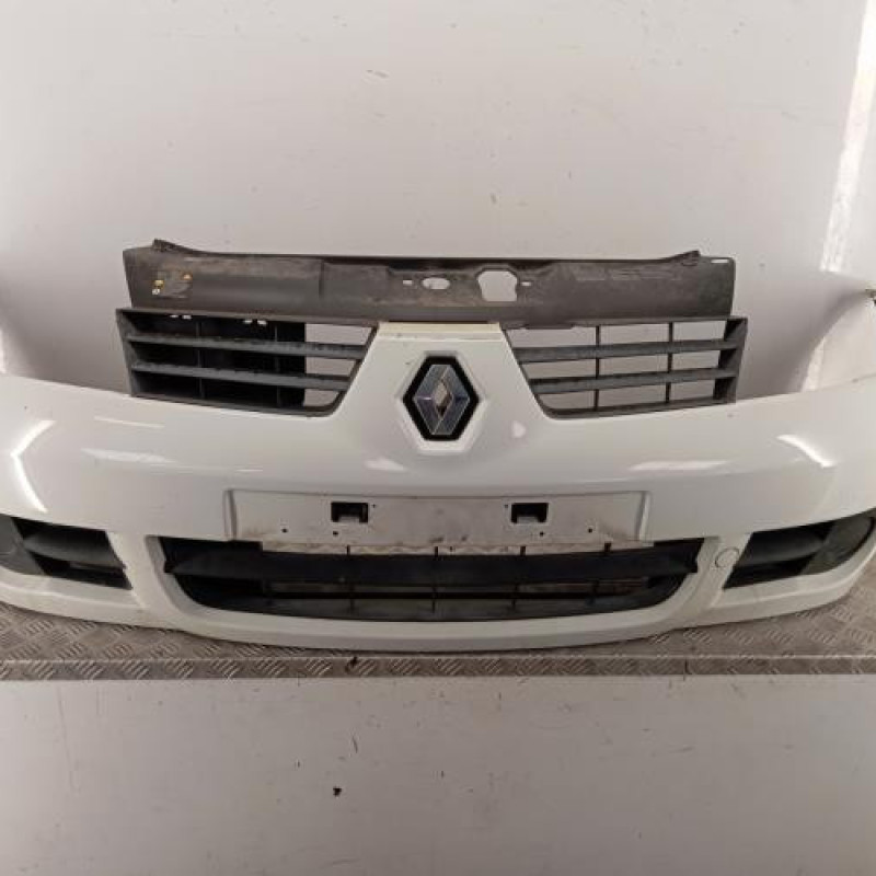 Pare choc avant RENAULT CLIO 2