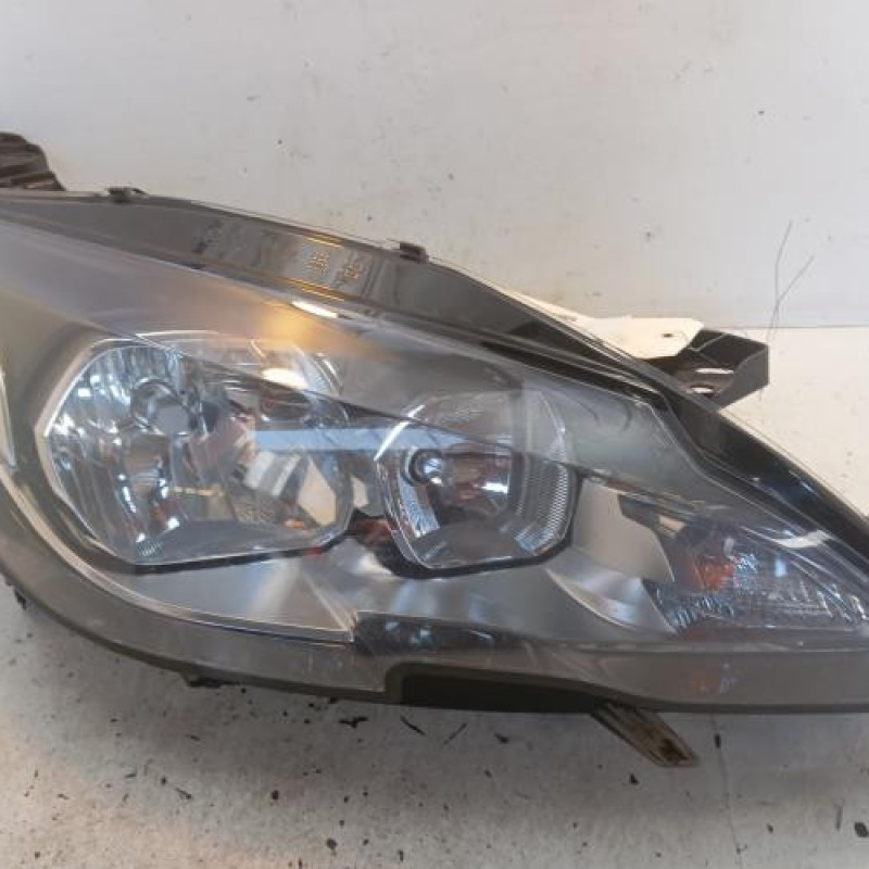 Optique avant principal droit (feux)(phare) PEUGEOT 308 2 SW