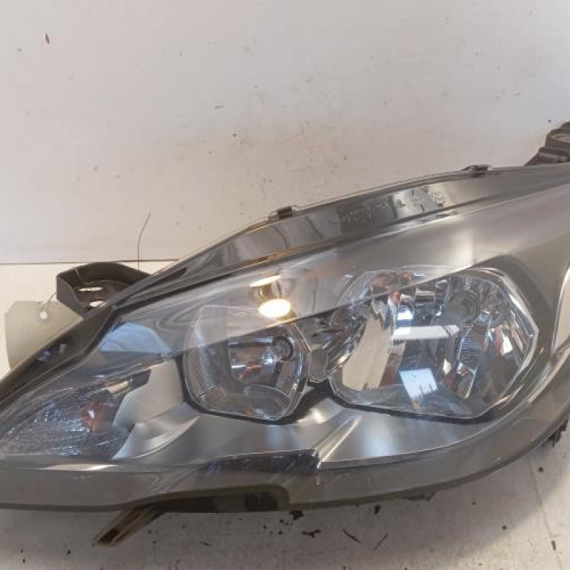 Optique avant principal gauche (feux)(phare) PEUGEOT 308 2 SW