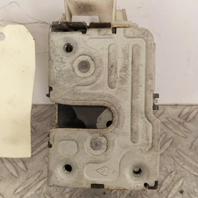 Serrure arriere droit RENAULT CLIO 2