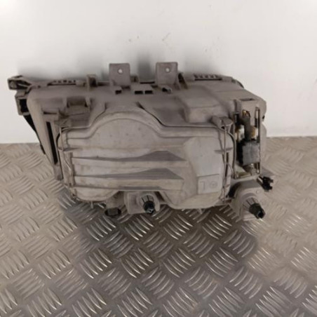 Optique avant principal gauche (feux)(phare) MERCEDES CLASSE C 202