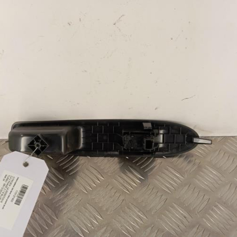 Interrupteur de leve vitre avant droit CITROEN C4 2