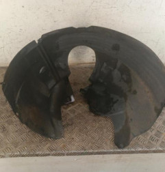 Pare boue avant gauche FORD FOCUS 1