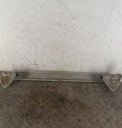 Renfort pare choc arriere (traverse) TOYOTA YARIS 2