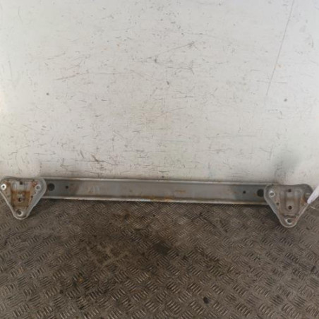 Renfort pare choc arriere (traverse) TOYOTA YARIS 2