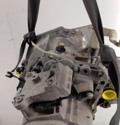 Boite de vitesses PEUGEOT 208 1 Photo n°4