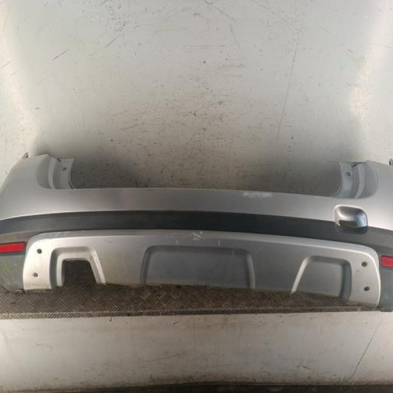 Pare choc arriere DACIA DUSTER 1