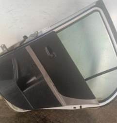 Porte arriere droit TOYOTA YARIS 2 Photo n°3
