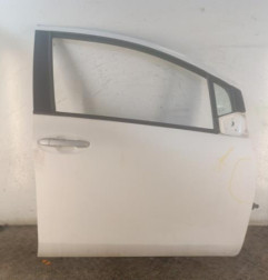 Porte avant droit TOYOTA YARIS 2 Photo n°1