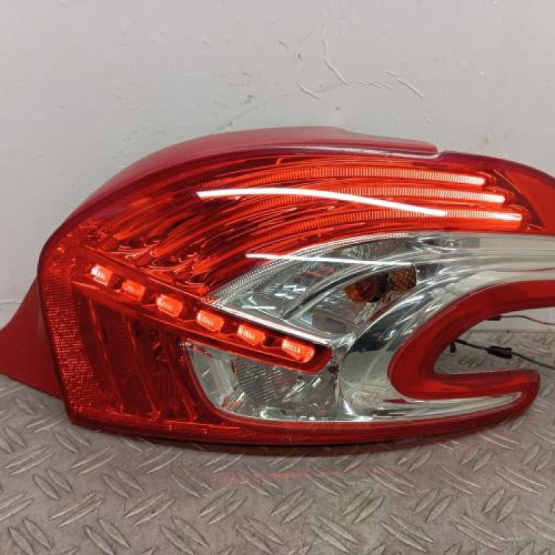 Feu arriere principal droit (feux) PEUGEOT 208 1