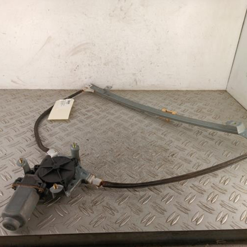 Leve vitre electrique avant gauche RENAULT SCENIC 1
