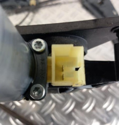 Leve vitre electrique avant gauche AUDI TT 3 Photo n°4