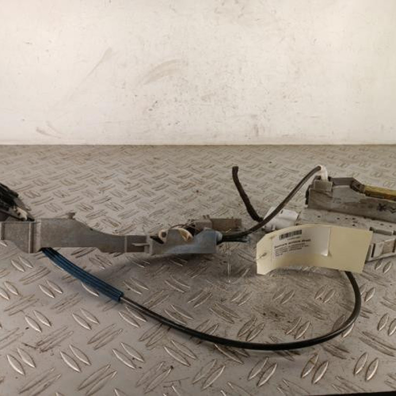 Serrure arriere droit PEUGEOT 407 Serrure arriere droit PEUGEOT 407