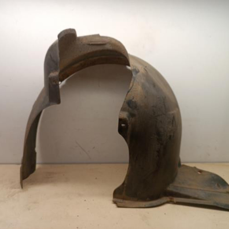 Pare boue avant gauche VOLKSWAGEN FOX