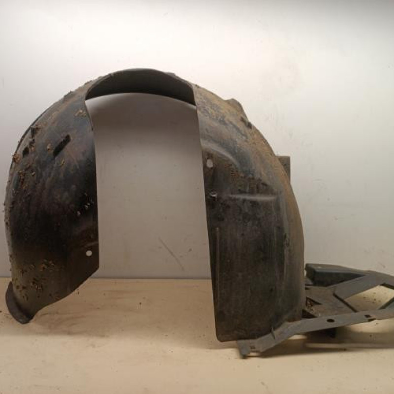 Pare boue avant gauche CITROEN C3 2
