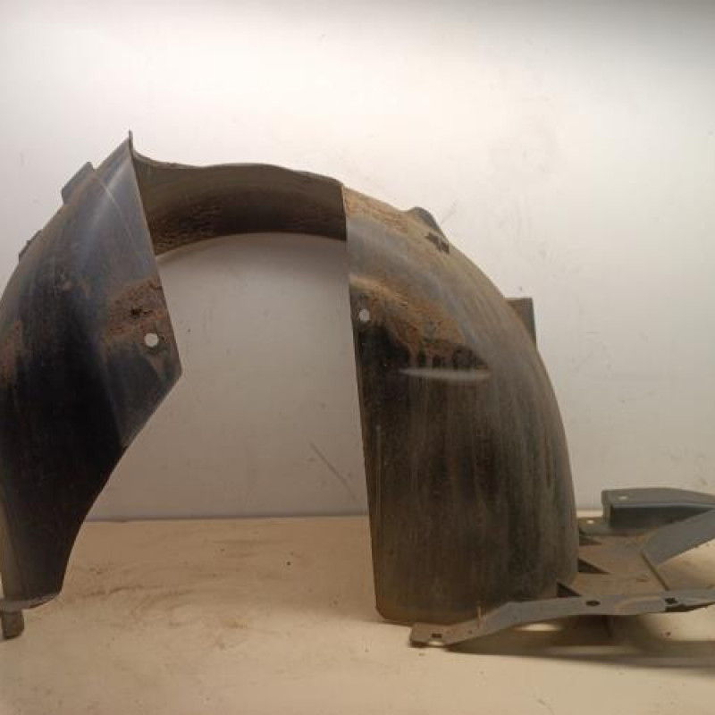 Pare boue avant gauche CITROEN C3 2