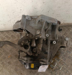 Boite de vitesses VOLKSWAGEN FOX Photo n°4