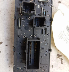 Interrupteur de leve vitre avant gauche PEUGEOT 406