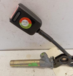 Attache ceinture avant gauche PEUGEOT 306