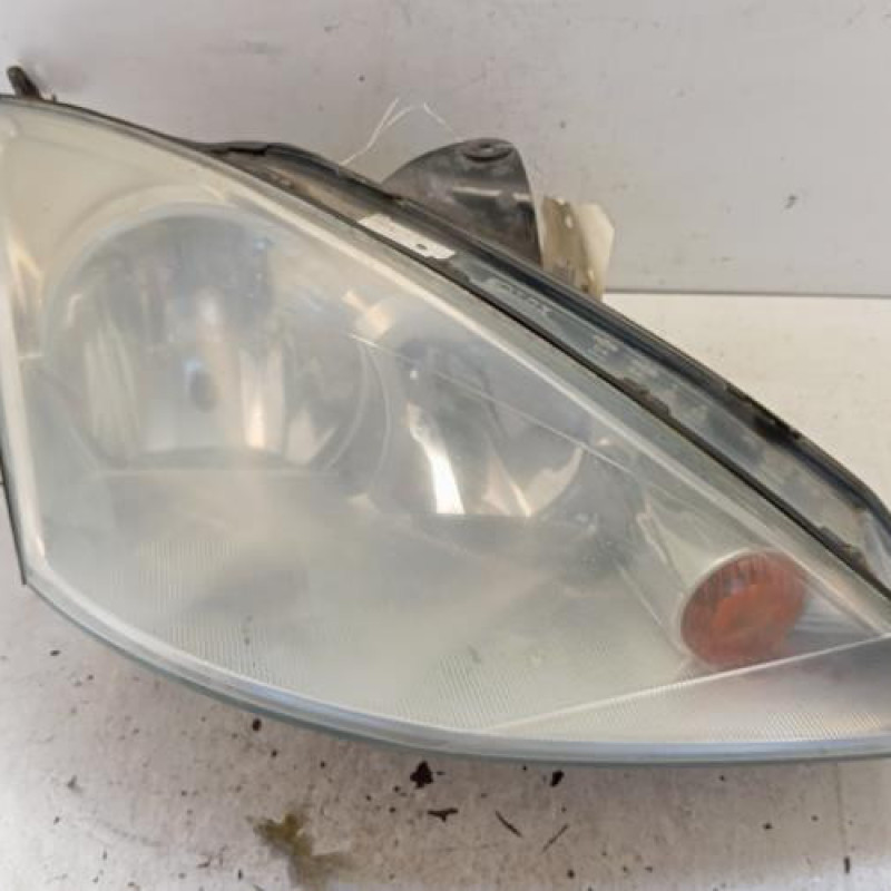 Optique avant principal droit (feux)(phare) FORD FOCUS 1