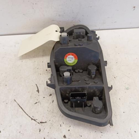 Platine feu arriere droit RENAULT CLIO 3