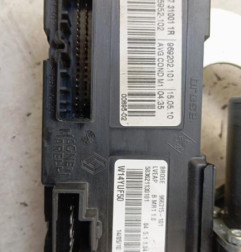 Leve vitre electrique avant gauche RENAULT GRAND SCENIC 3 Photo n°3