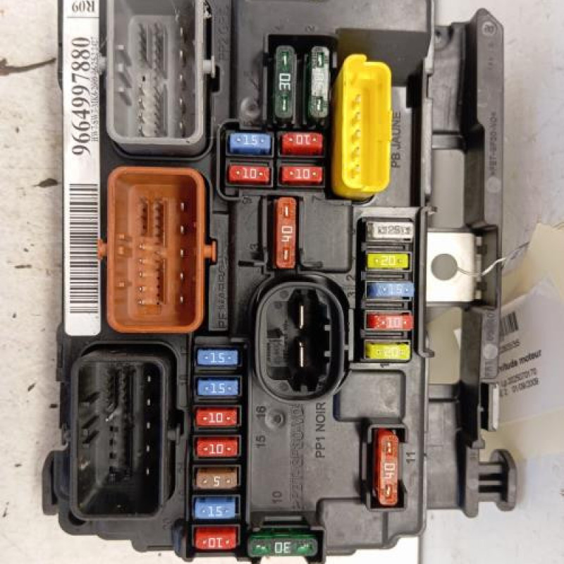 Boitier servitude moteur (BSM) PEUGEOT 207