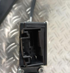 Leve vitre electrique avant gauche VOLKSWAGEN POLO 6 Photo n°4