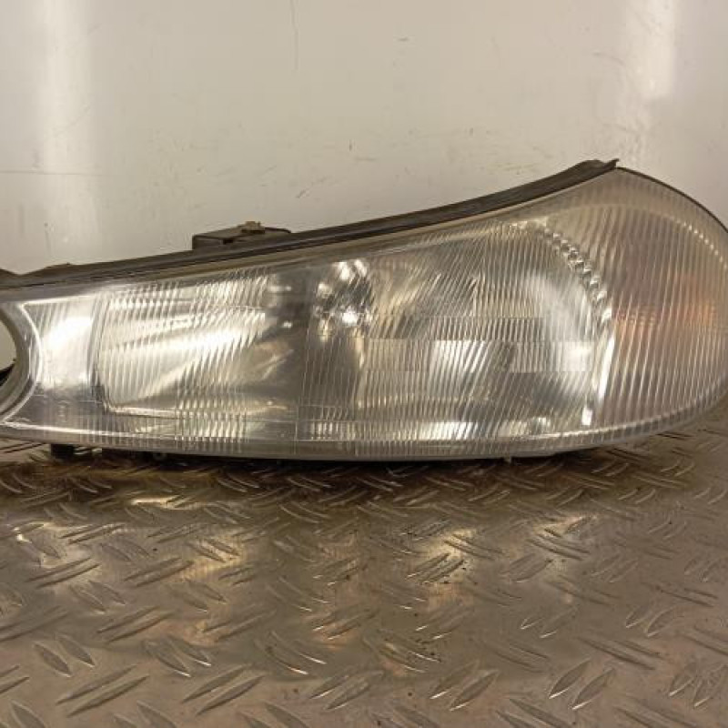 Optique avant principal gauche (feux)(phare) FORD MONDEO 1