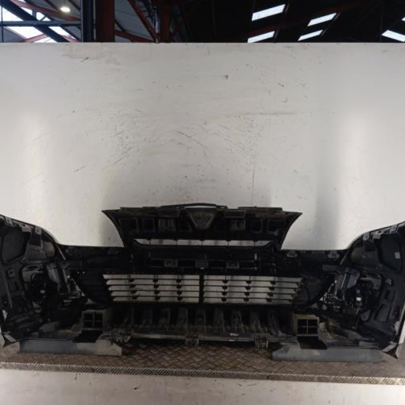 Pare choc avant RENAULT MEGANE 3