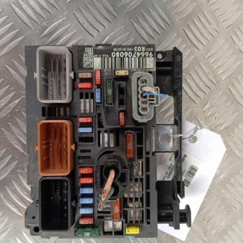 Boitier servitude moteur (BSM) PEUGEOT EXPERT 2 Boitier servitude moteur (BSM) PEUGEOT EXPERT 2