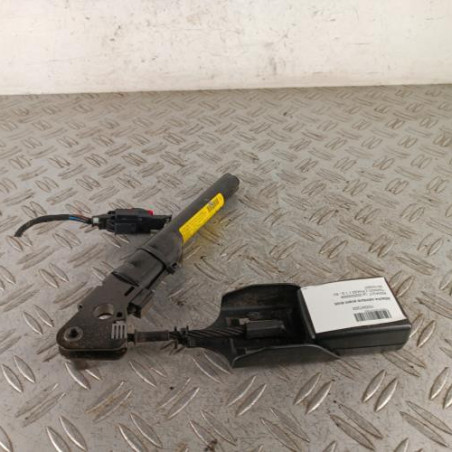 Attache ceinture avant droit RENAULT TWINGO 2 Photo n°1