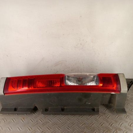 Feu arriere principal droit (feux) RENAULT TRAFIC 2 Photo n°1