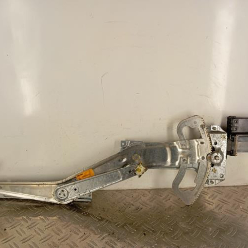 Leve vitre electrique avant droit PEUGEOT 406