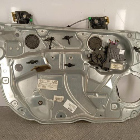Leve vitre electrique avant gauche VOLKSWAGEN POLO 4 Photo n°1