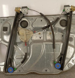 Leve vitre electrique avant gauche VOLKSWAGEN POLO 4