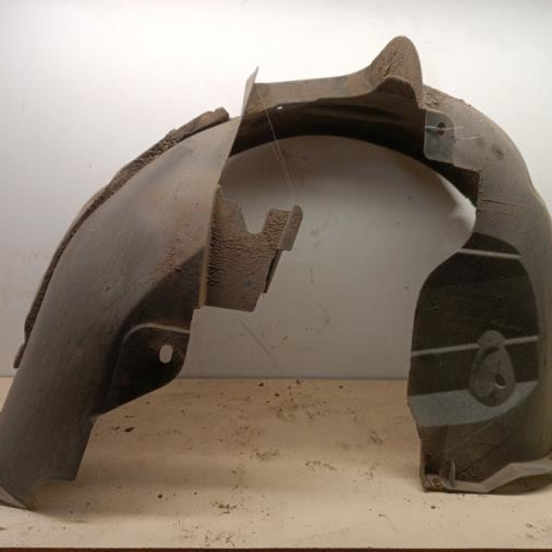 Pare boue avant gauche CITROEN C4 2 Pare boue avant gauche CITROEN C4 2