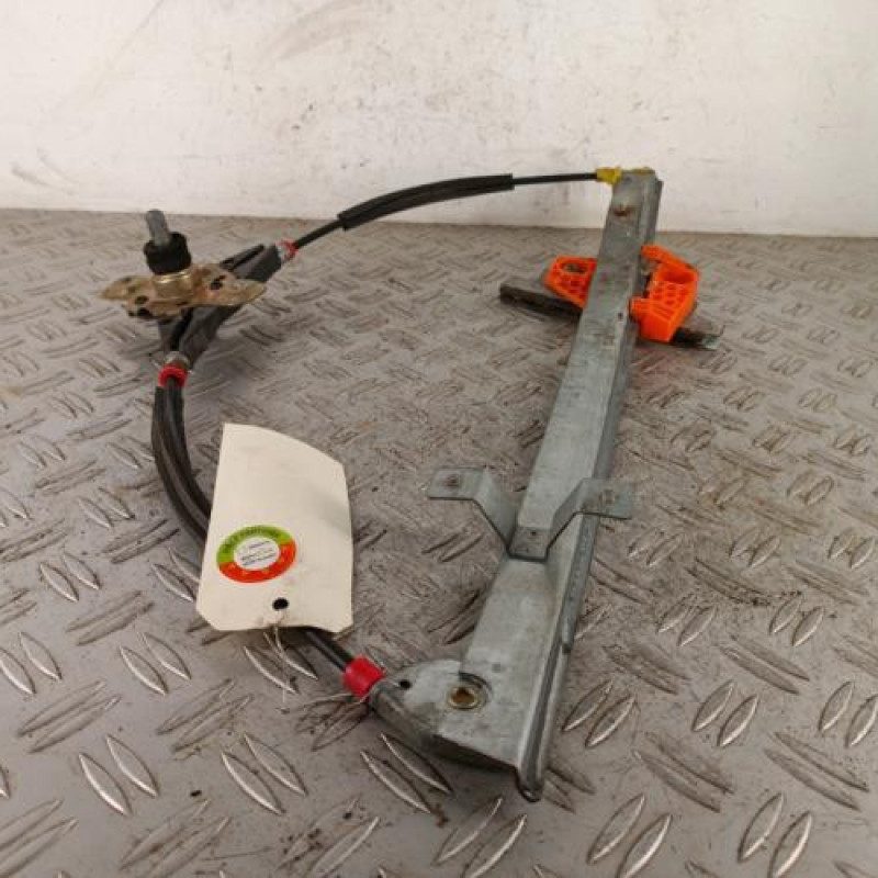Leve vitre mecanique avant gauche FORD FIESTA 4
