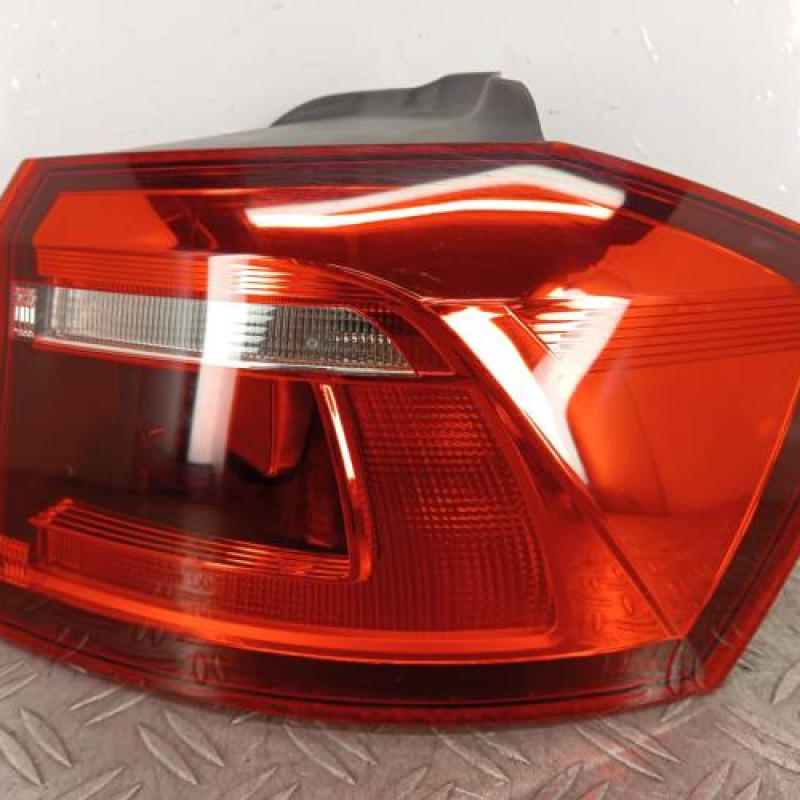 Feu arriere principal droit (feux) VOLKSWAGEN GOLF