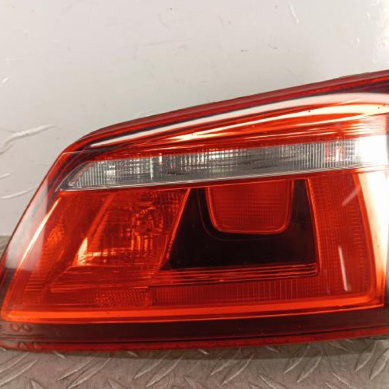 Feu arriere secondaire droit (feux) VOLKSWAGEN GOLF