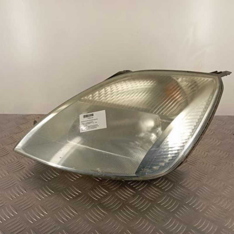 Optique avant principal gauche (feux)(phare) FORD FIESTA 5