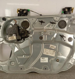 Leve vitre electrique avant droit VOLKSWAGEN POLO 4 Photo n°1