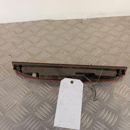 Feu arriere stop central RENAULT CLIO 2 CAMPUS