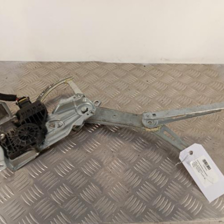 Leve vitre electrique avant gauche OPEL ZAFIRA B Photo n°1