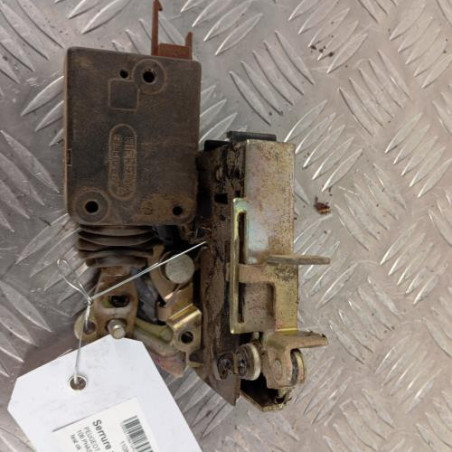 Serrure avant droit PEUGEOT 106