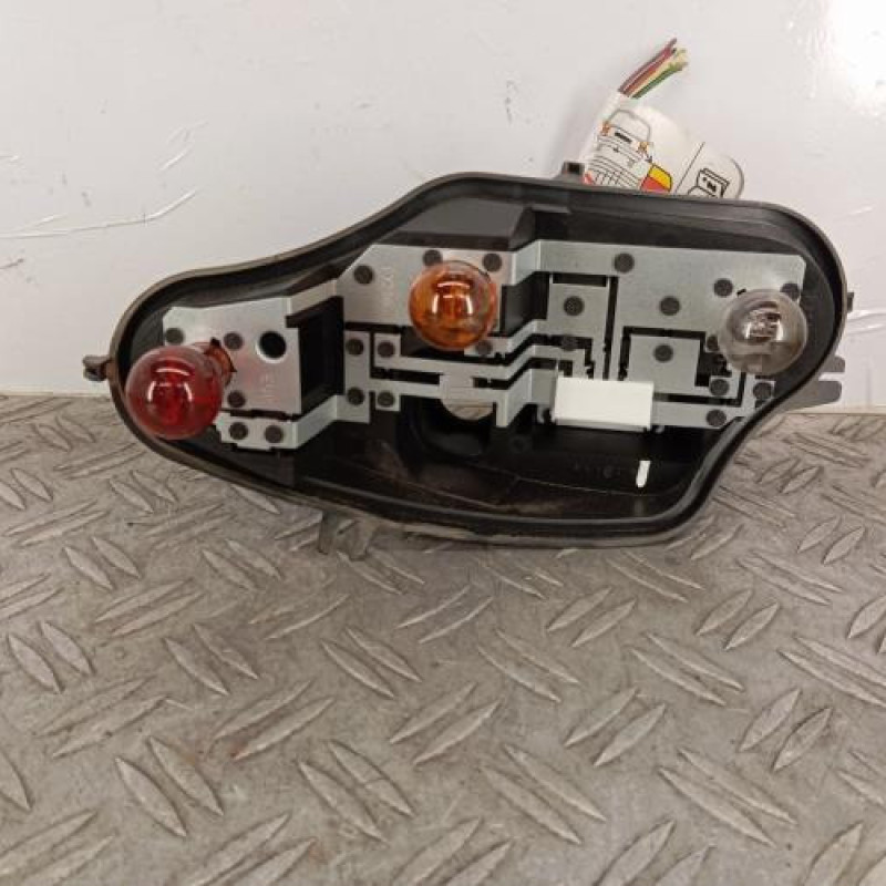 Platine feu arriere gauche CITROEN C3 2 Platine feu arriere gauche CITROEN C3 2