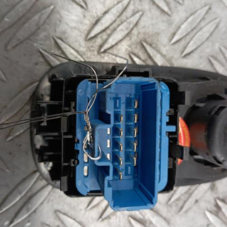 Interrupteur de leve vitre avant gauche RENAULT MASTER 3